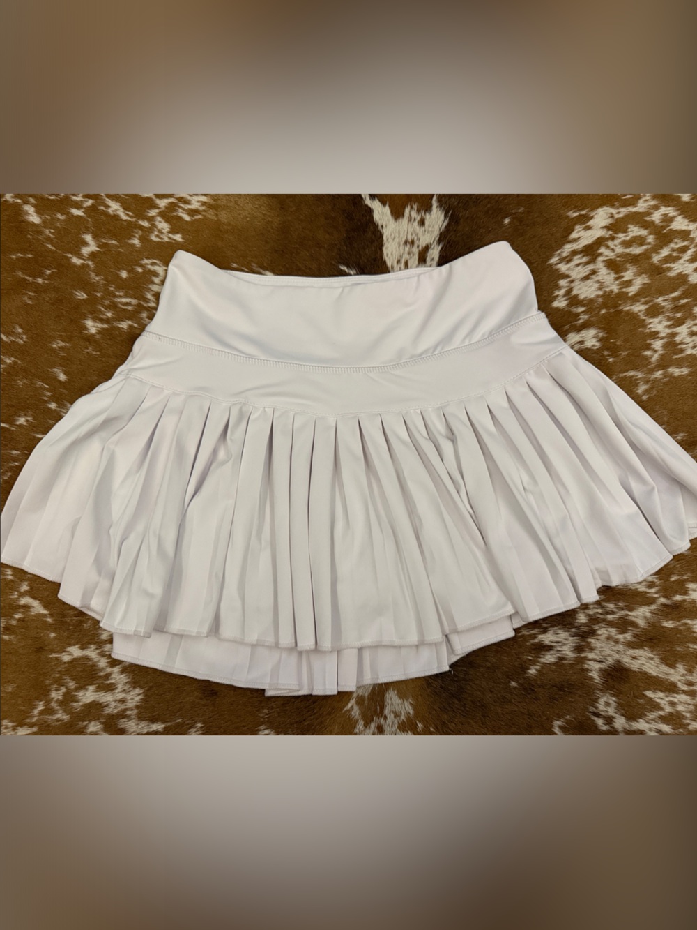 Women's White Pleated Mini Skirt - Athletic Style